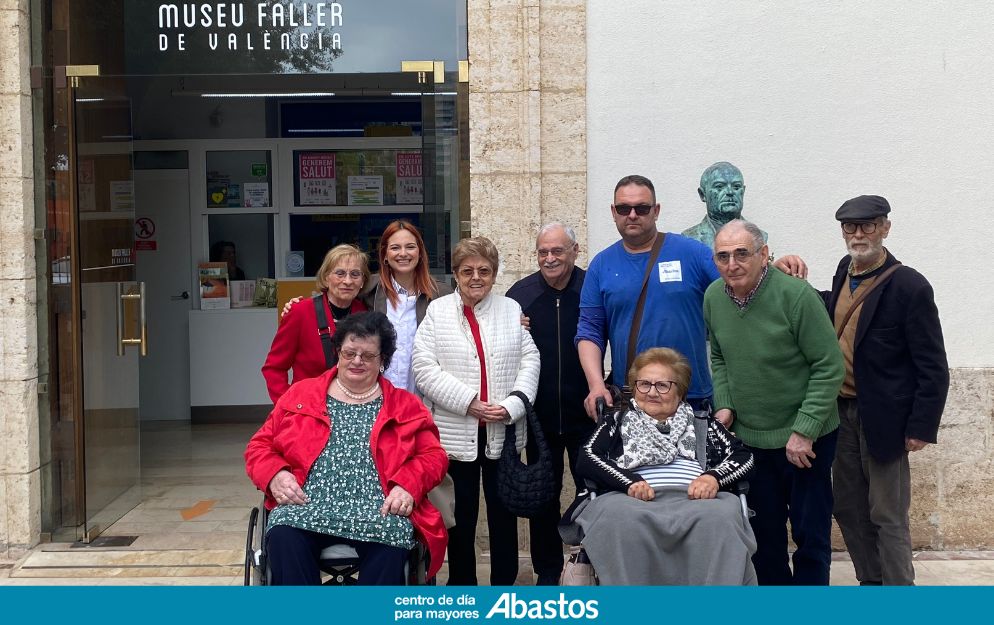 Centro de Día Abastos Visita el Museo Fallero