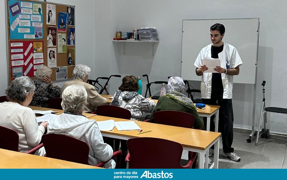 Taller con cuadernillo de estimulación cognitiva mixta