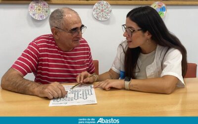 Neus, psicóloga del Centro de Día Abastos